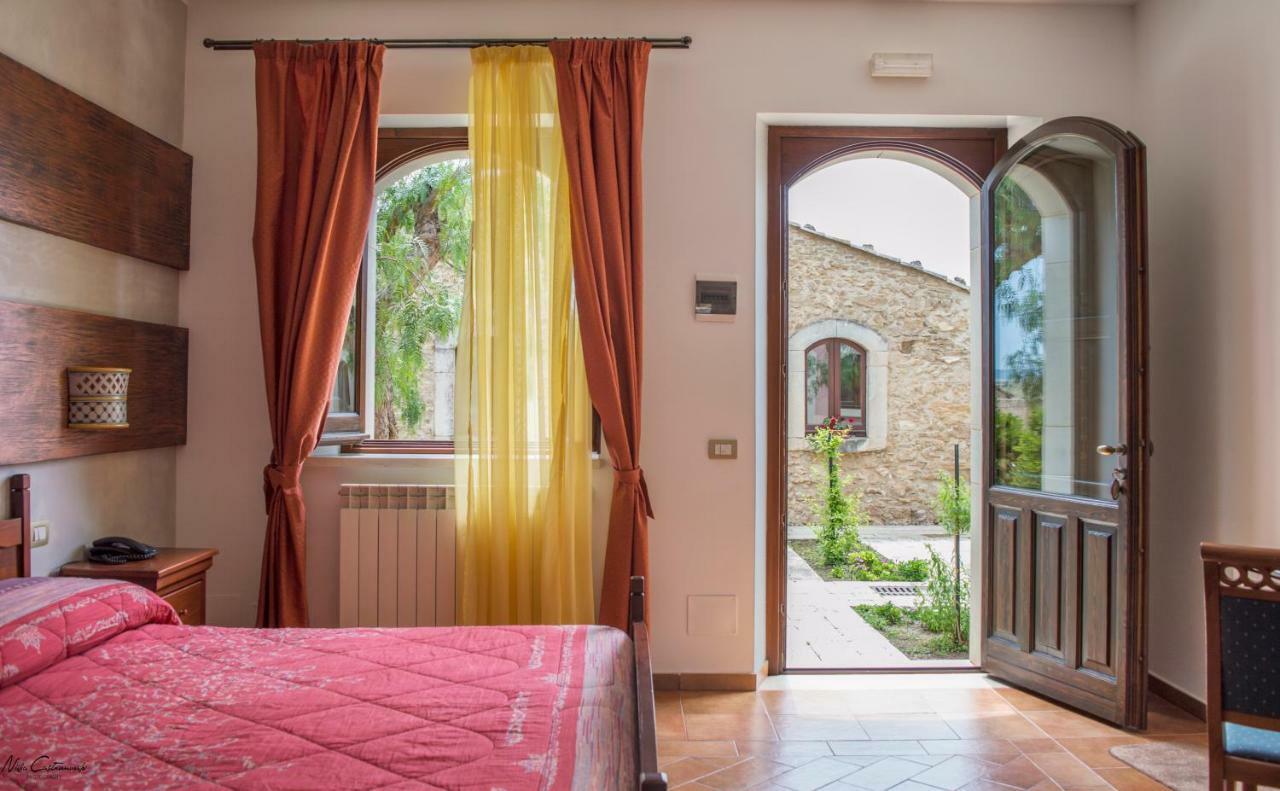 كالتاجيروني Villa D'Andrea المظهر الخارجي الصورة